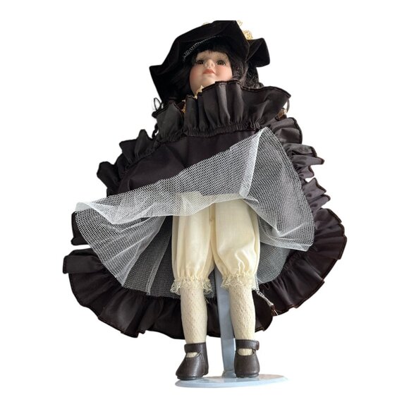 Knightsbridge Collection Porcelain Doll by J. Steventon Ltd with Stand, Box & Ce - Picture 6 of 9